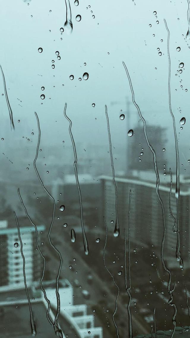 雨滴壁纸苹果手机版苹果手机壁纸4k超高清版本-第1张图片-太平洋在线下载